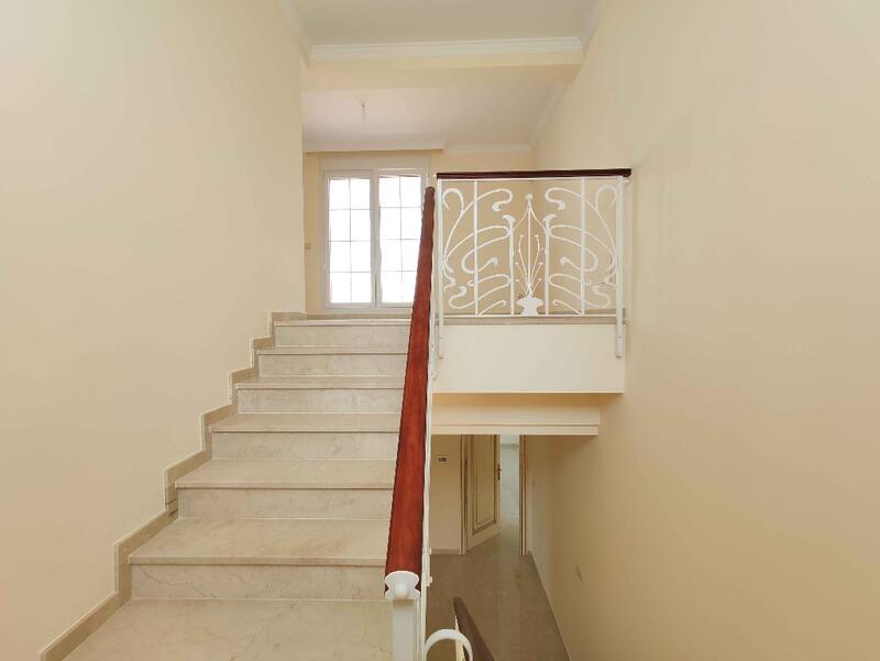 6 soveværelse Villa til salg