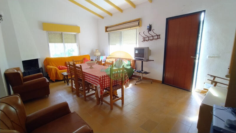 2 bedroom Country House for sale