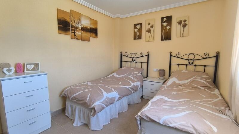 4 Cuarto Villa en venta