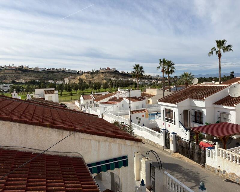 2 Cuarto Villa en venta