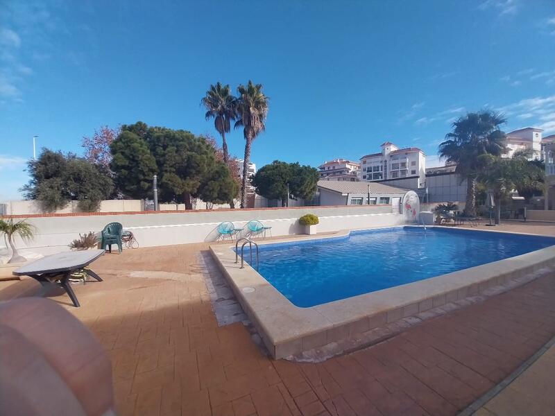 Appartement zu verkaufen in La Mata, Alicante