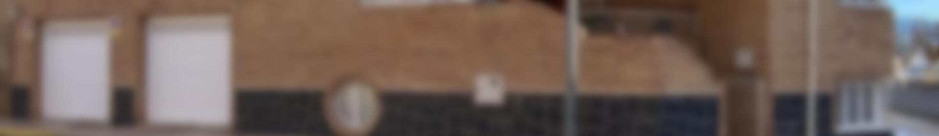 7 bedroom Townhouse for sale