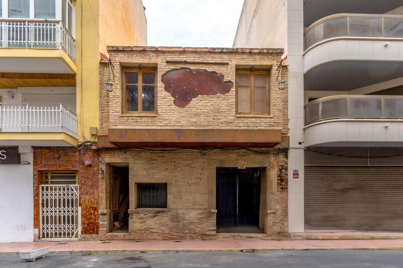 Commercieel vastgoed Te koop in Torrevieja, Alicante