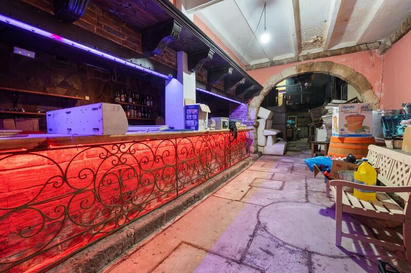 Commercieel vastgoed Te koop