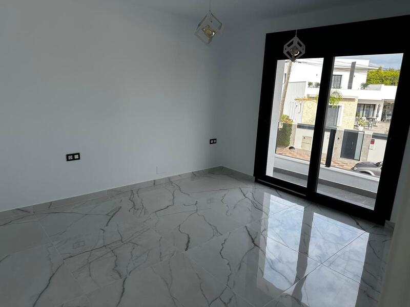 4 Cuarto Villa en venta 4 Cuarto Villa en venta