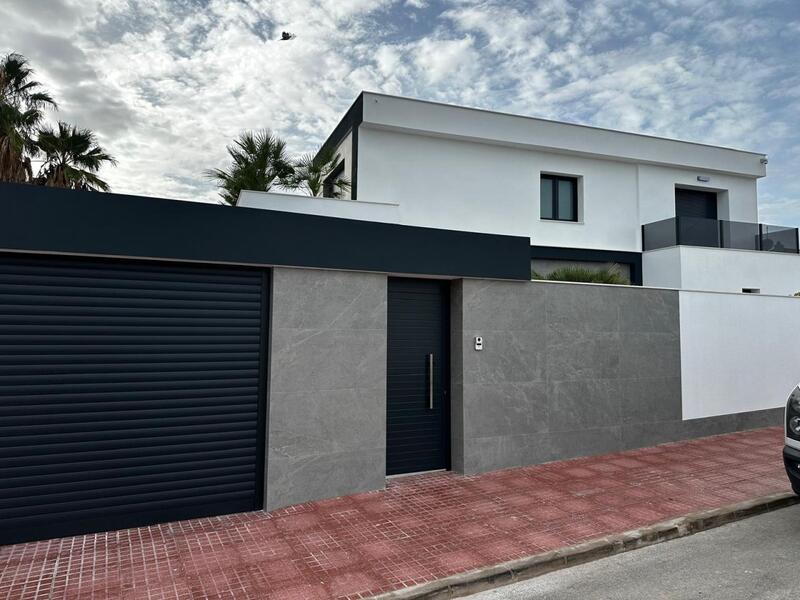 4 Cuarto Villa en venta 4 Cuarto Villa en venta