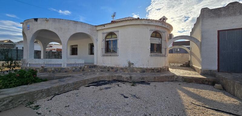 3 Cuarto Villa en venta