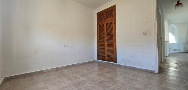 3 Cuarto Villa en venta