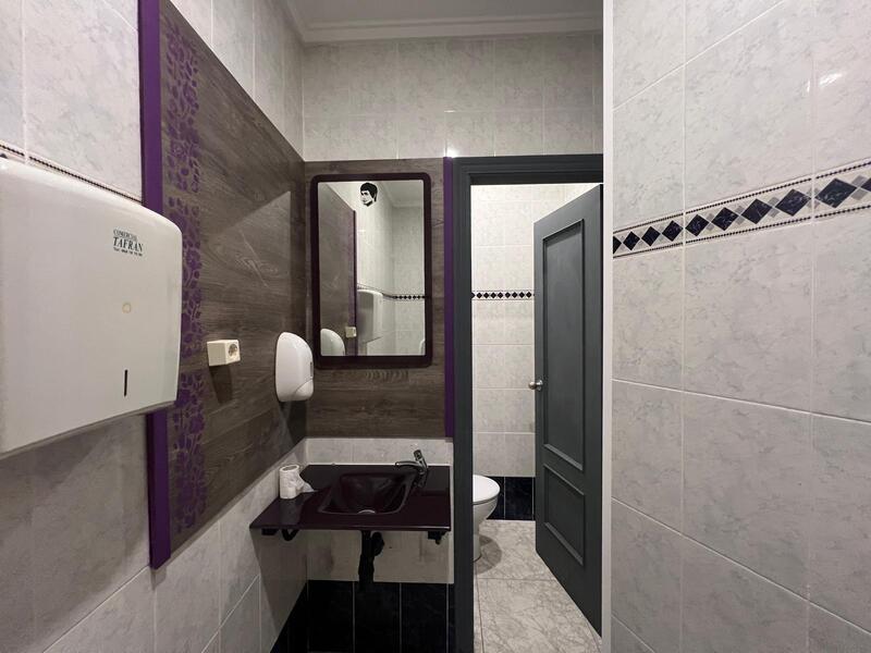 Local Commercial à vendre