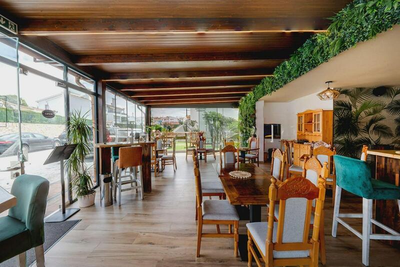 Kommersiella fastigheter till salu