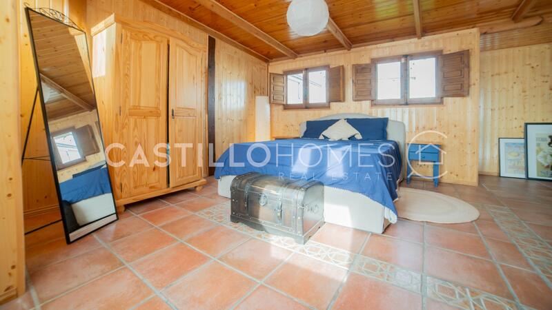 2 Cuarto Villa en venta