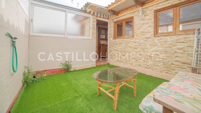 2 Cuarto Villa en venta