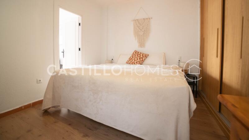 2 Cuarto Villa en venta