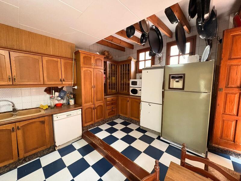 4 bedroom Villa for sale