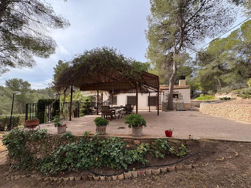 4 bedroom Villa for sale