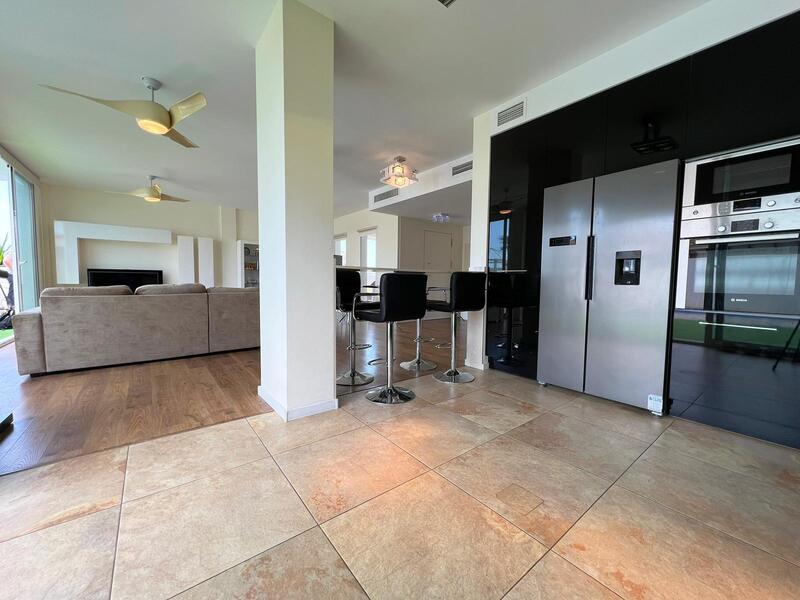 6 bedroom Villa for sale 6 bedroom Villa for sale