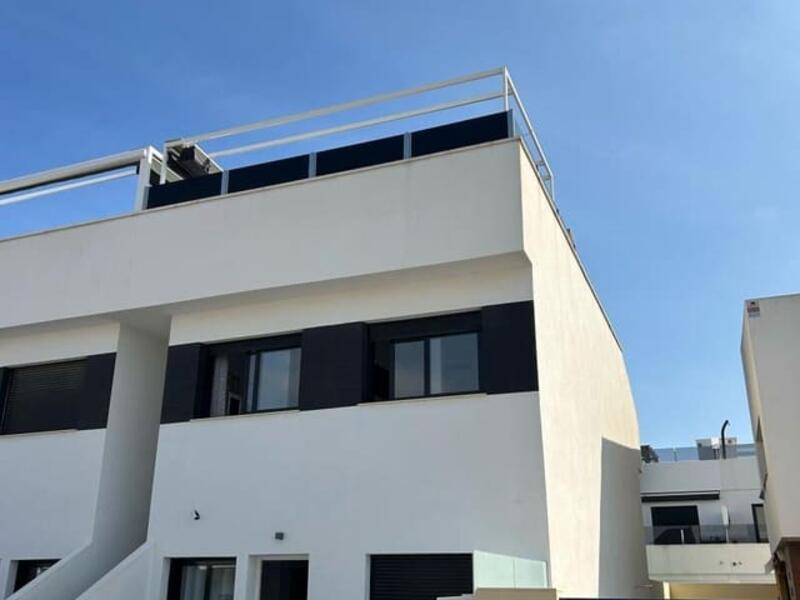 2 bedroom Apartment for sale