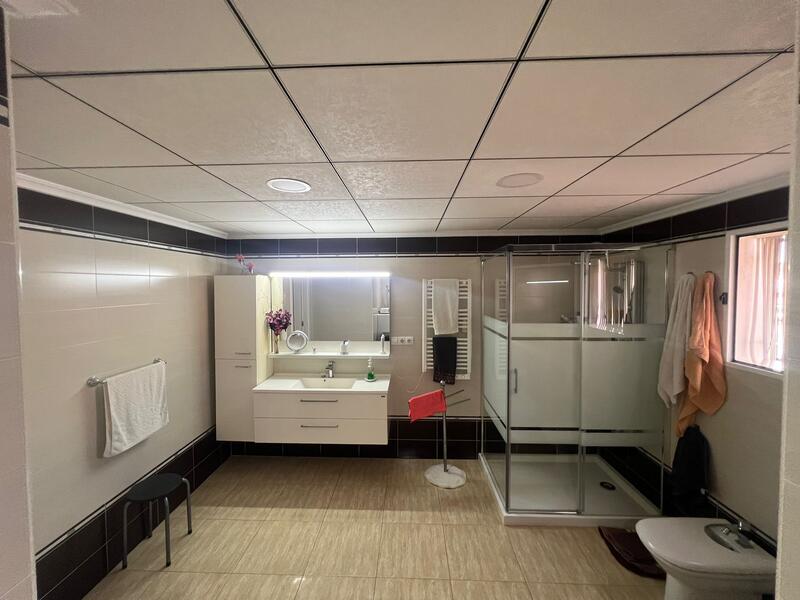 4 bedroom Country House for sale