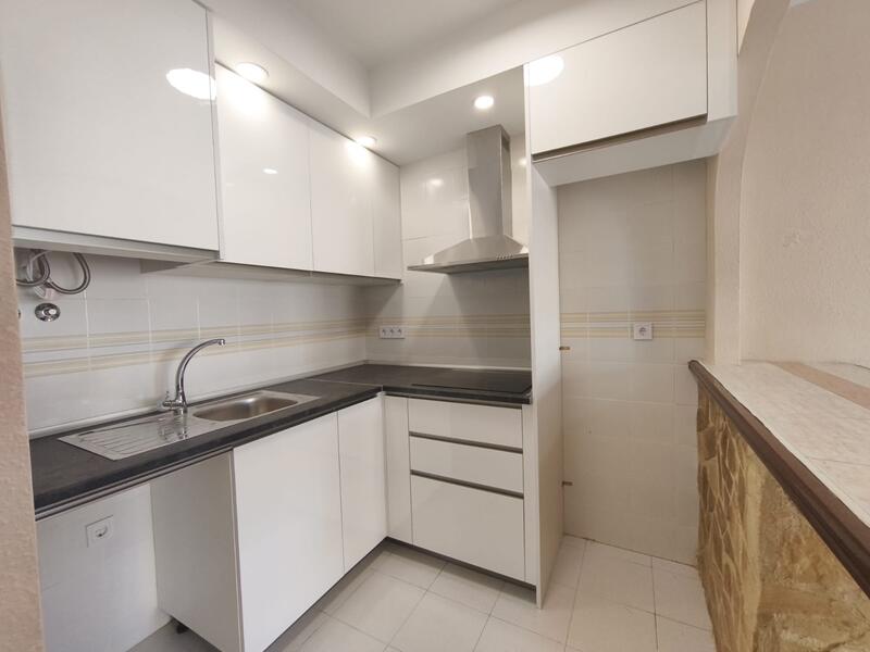 2 bedroom Townhouse for sale