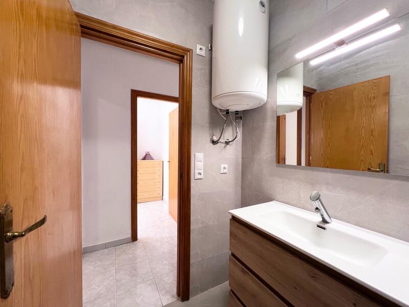 2 slaapkamer Villa Te koop 2 slaapkamer Villa Te koop