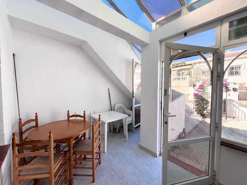 2 slaapkamer Villa Te koop 2 slaapkamer Villa Te koop