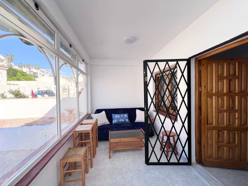 2 slaapkamer Villa Te koop 2 slaapkamer Villa Te koop