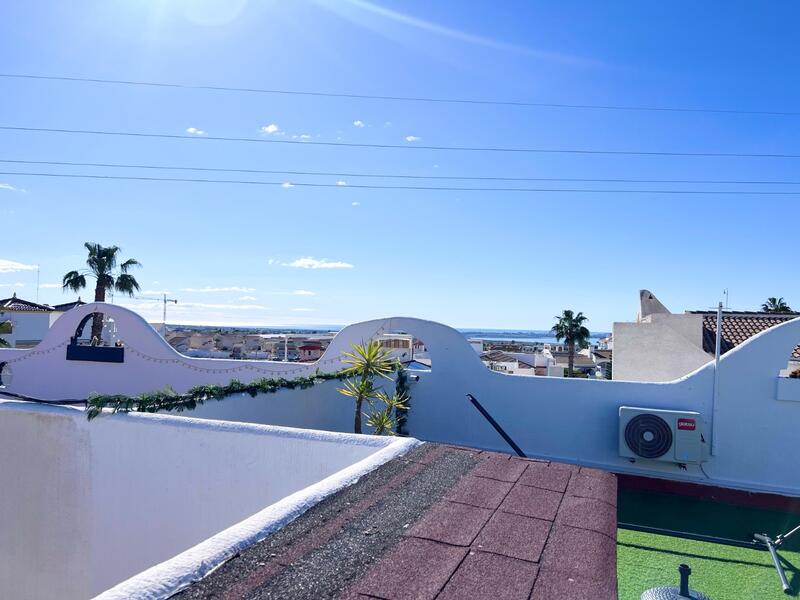 2 slaapkamer Villa Te koop 2 slaapkamer Villa Te koop