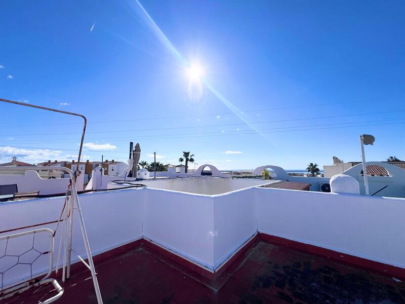 2 slaapkamer Villa Te koop 2 slaapkamer Villa Te koop