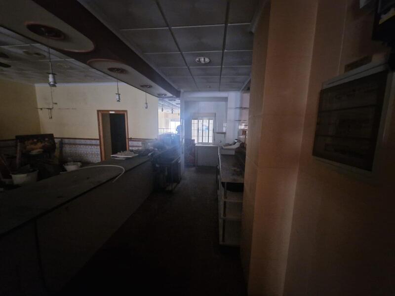 Kommersiella fastigheter till salu Kommersiella fastigheter till salu