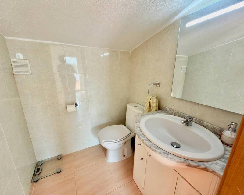 4 bedroom Apartment for sale