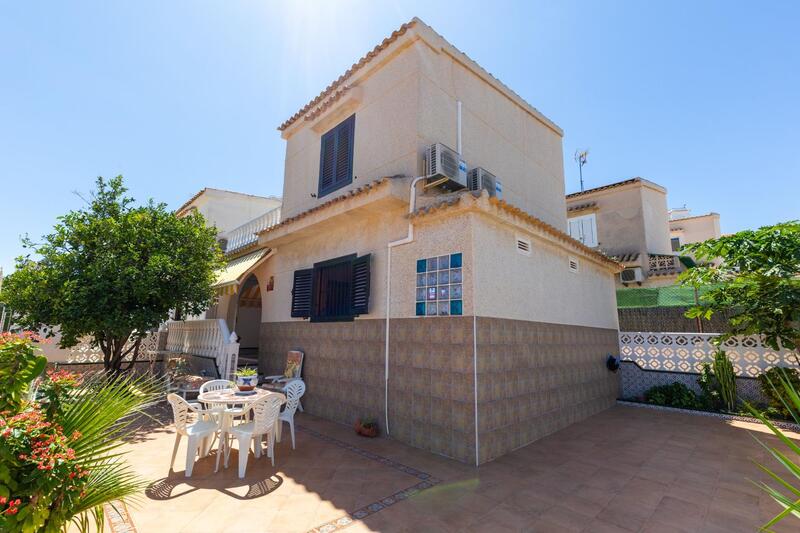3 Cuarto Villa en venta