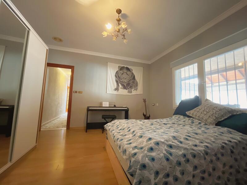 6 bedroom Country House for sale