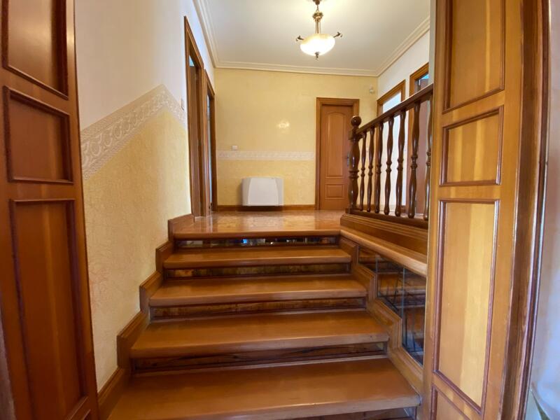 5 slaapkamer Villa Te koop