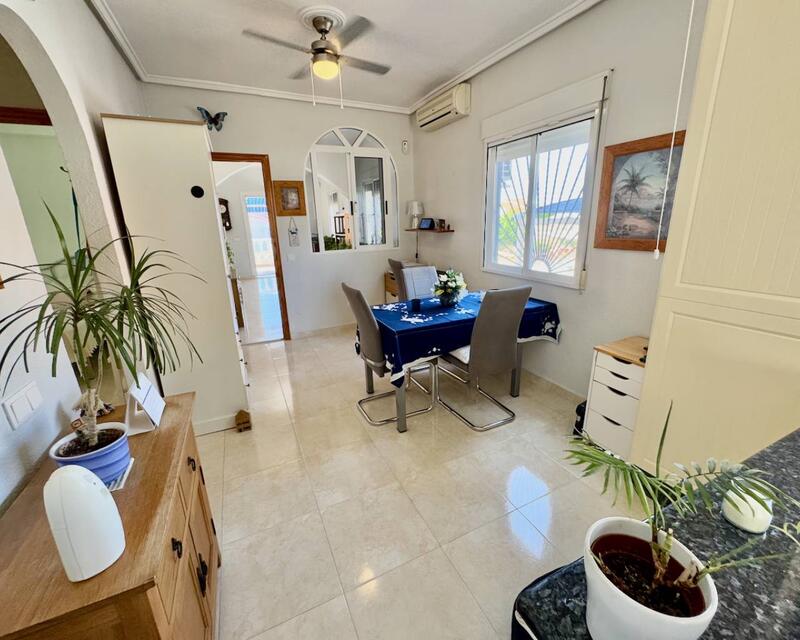 3 sovrum Villa till salu