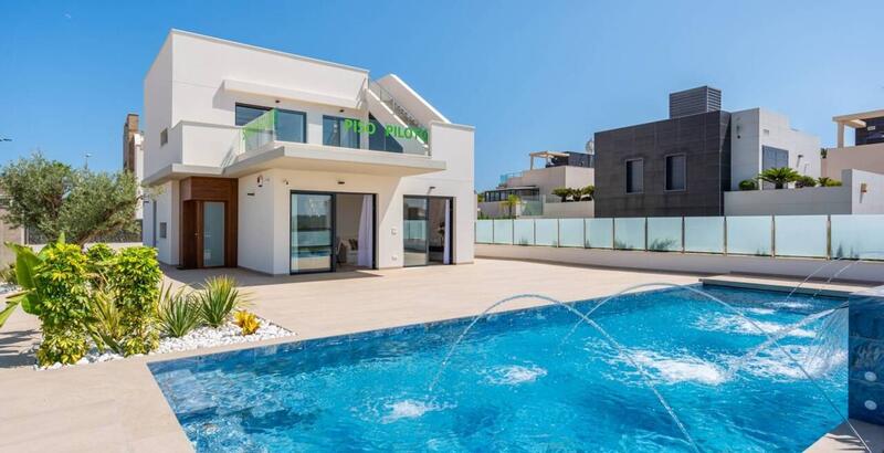 Villa for sale in Campoamor, Alicante