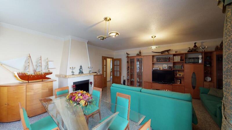 4 Cuarto Adosado en venta