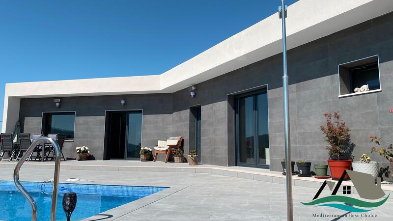 4 bedroom Villa for sale