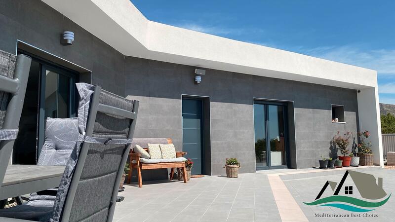 4 bedroom Villa for sale