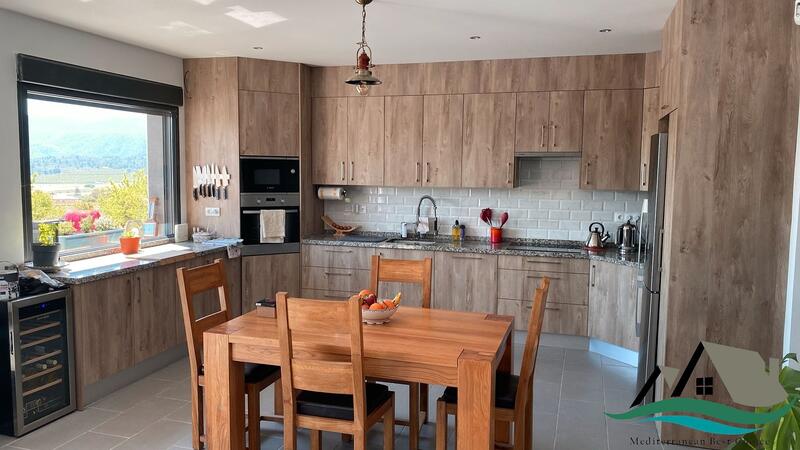 4 bedroom Villa for sale