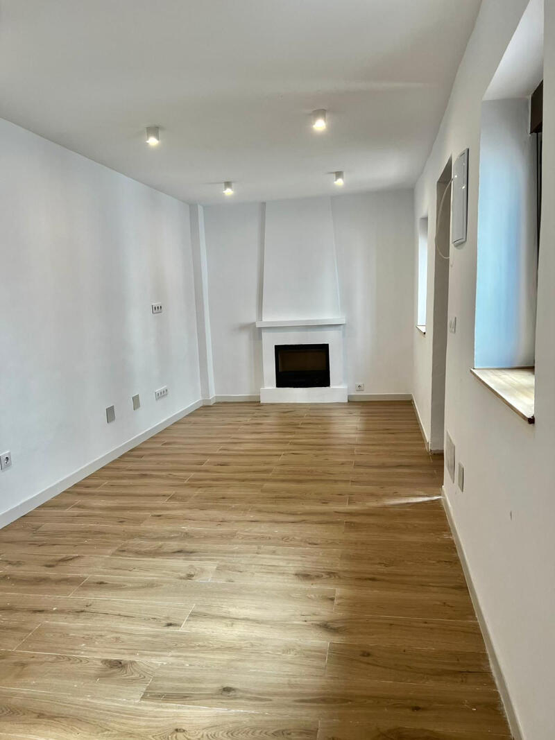 3 bedroom Townhouse for sale