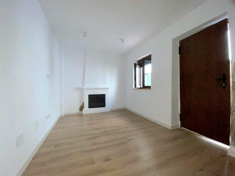 3 bedroom Townhouse for sale