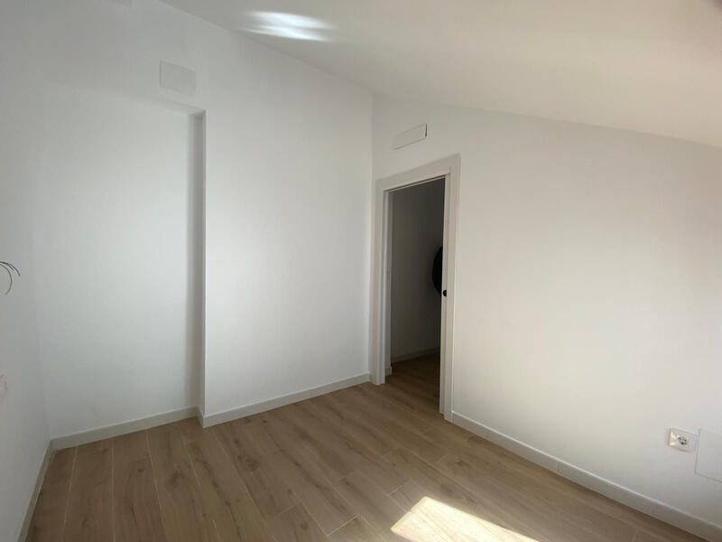 3 bedroom Townhouse for sale