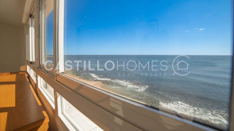 4 спальная комната квартира продается