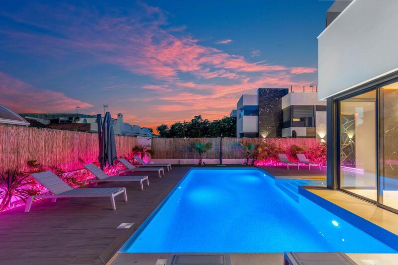 3 Cuarto Villa en venta