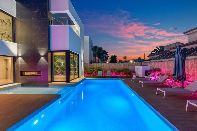 3 Cuarto Villa en venta