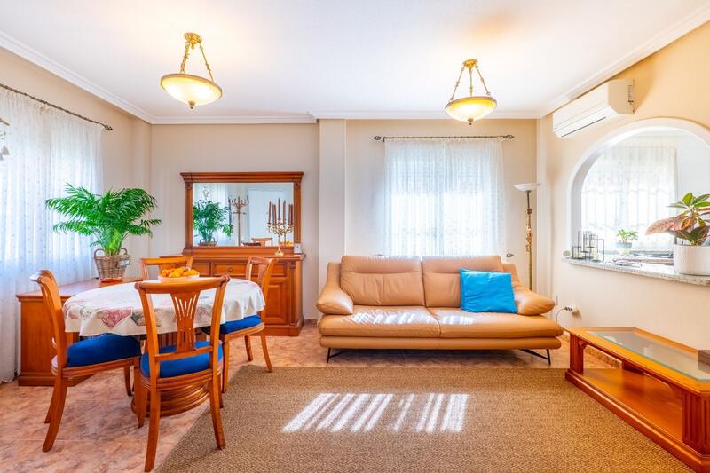 2 slaapkamer Tweezijdig Te koop