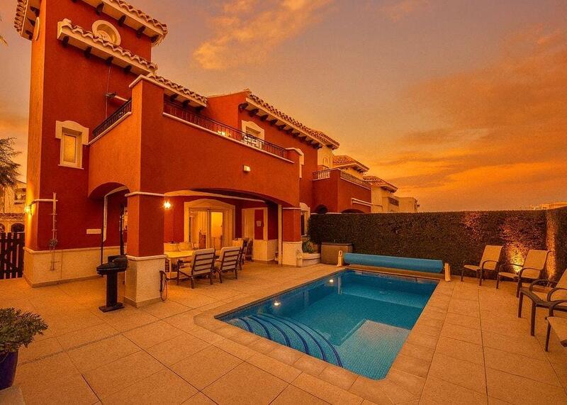 2 soverom Villa til salgs 2 soverom Villa til salgs