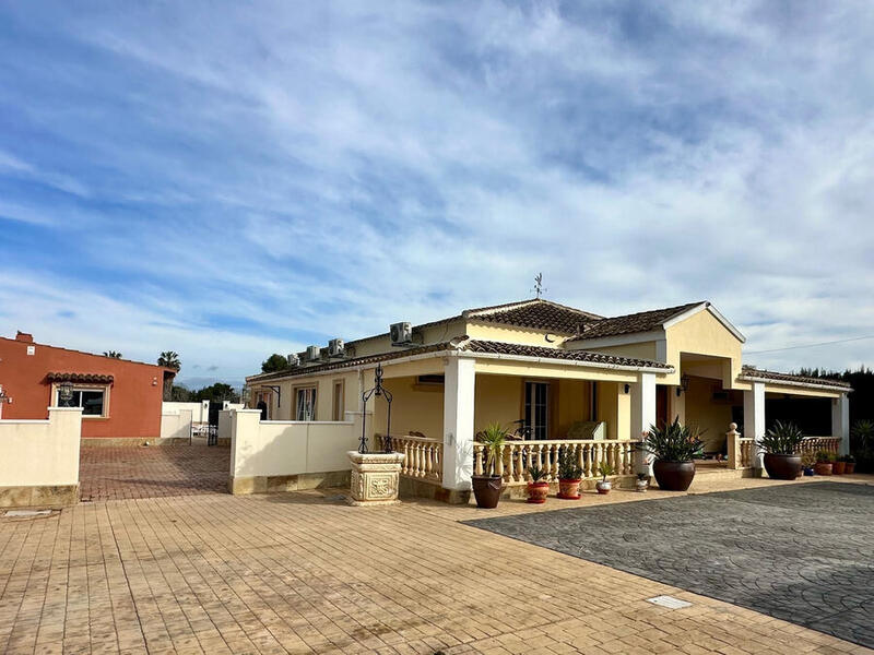 6 chambre Auberge à vendre