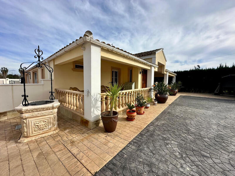 6 chambre Auberge à vendre