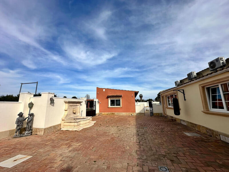 6 chambre Auberge à vendre